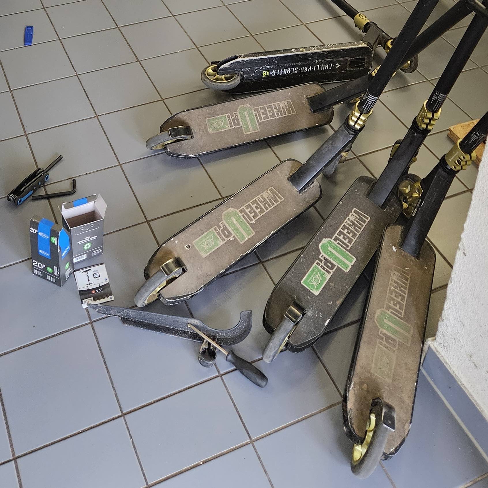 Weitere Unterstützung für Reparatur und Wartung